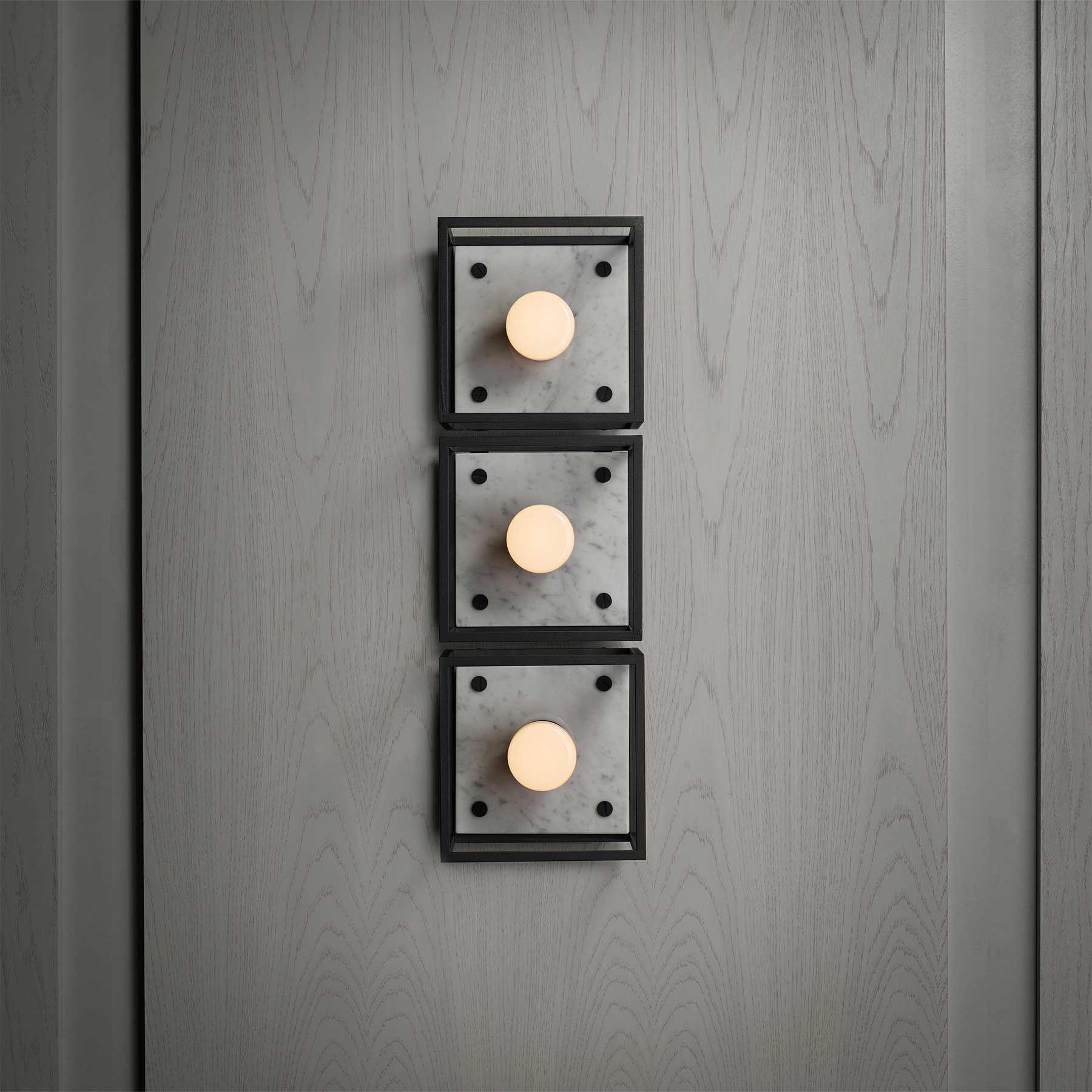 Buster & Punch E27 Caged nástěnné mramorové svítidlo