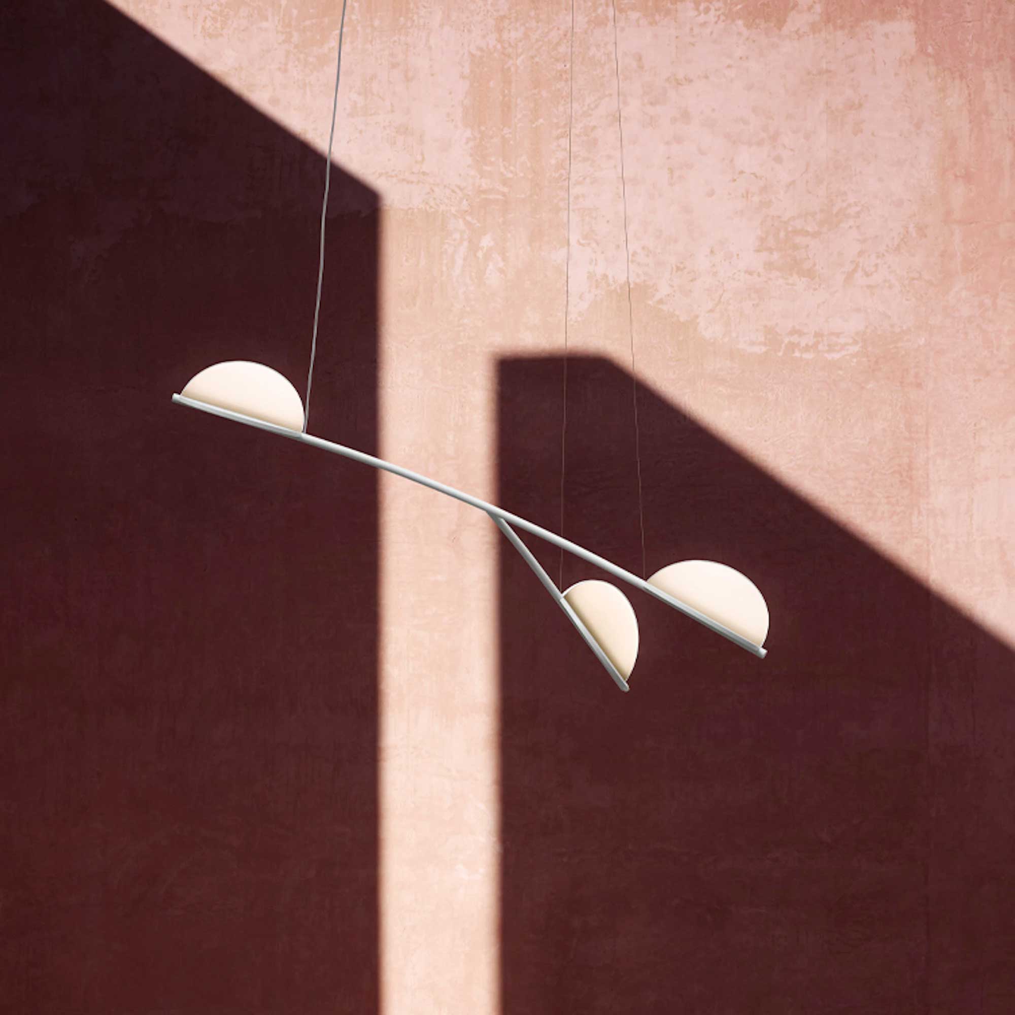 Flos Almendra LED organické závěsné svítidlo