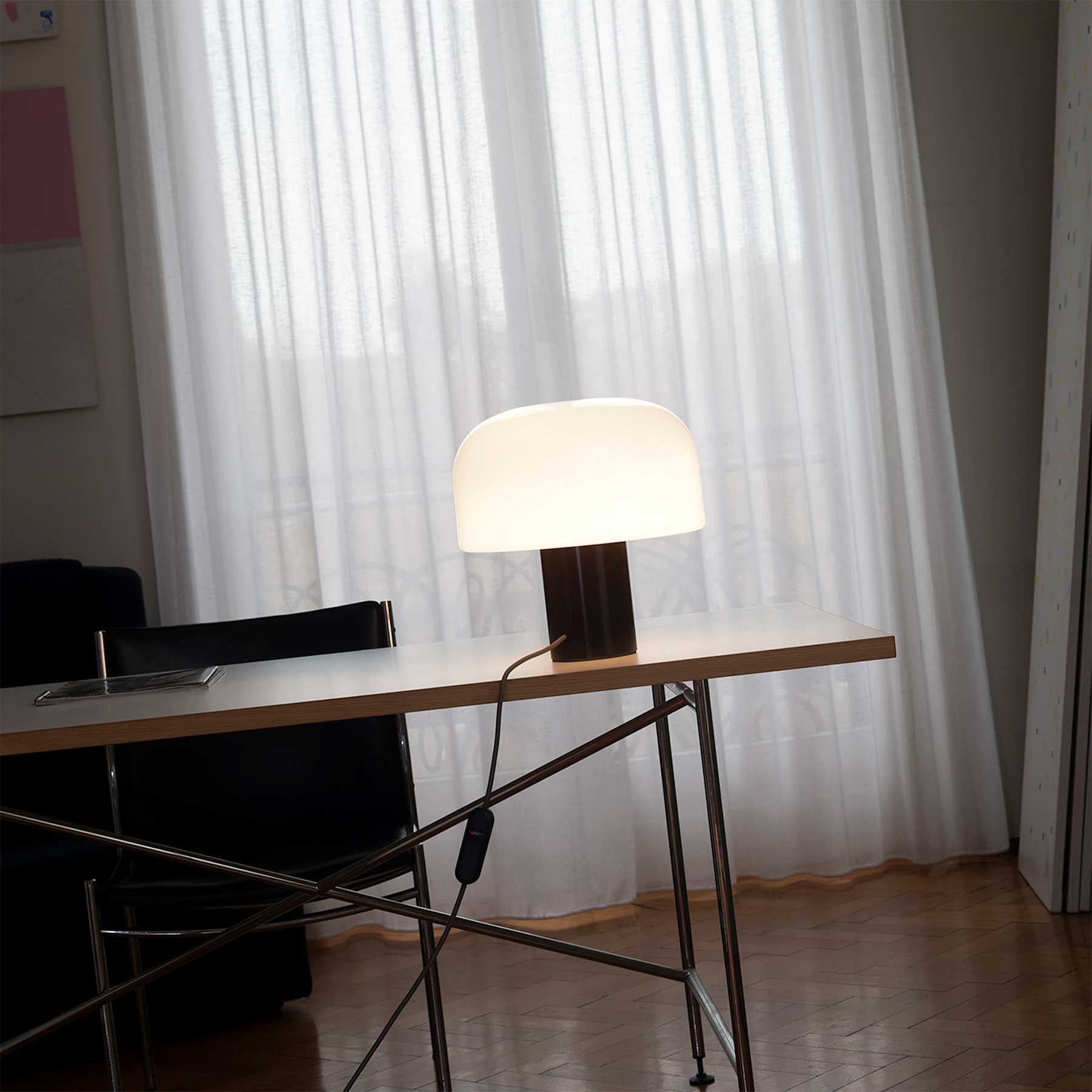 Flos Bellhop Glass T E27 stolní skleněné svítidlo