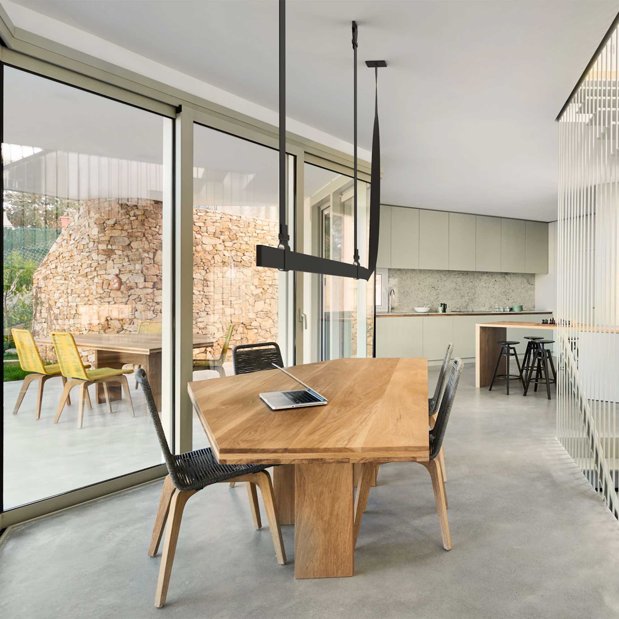 Flos Belt LED závěsné kožené svítidlo