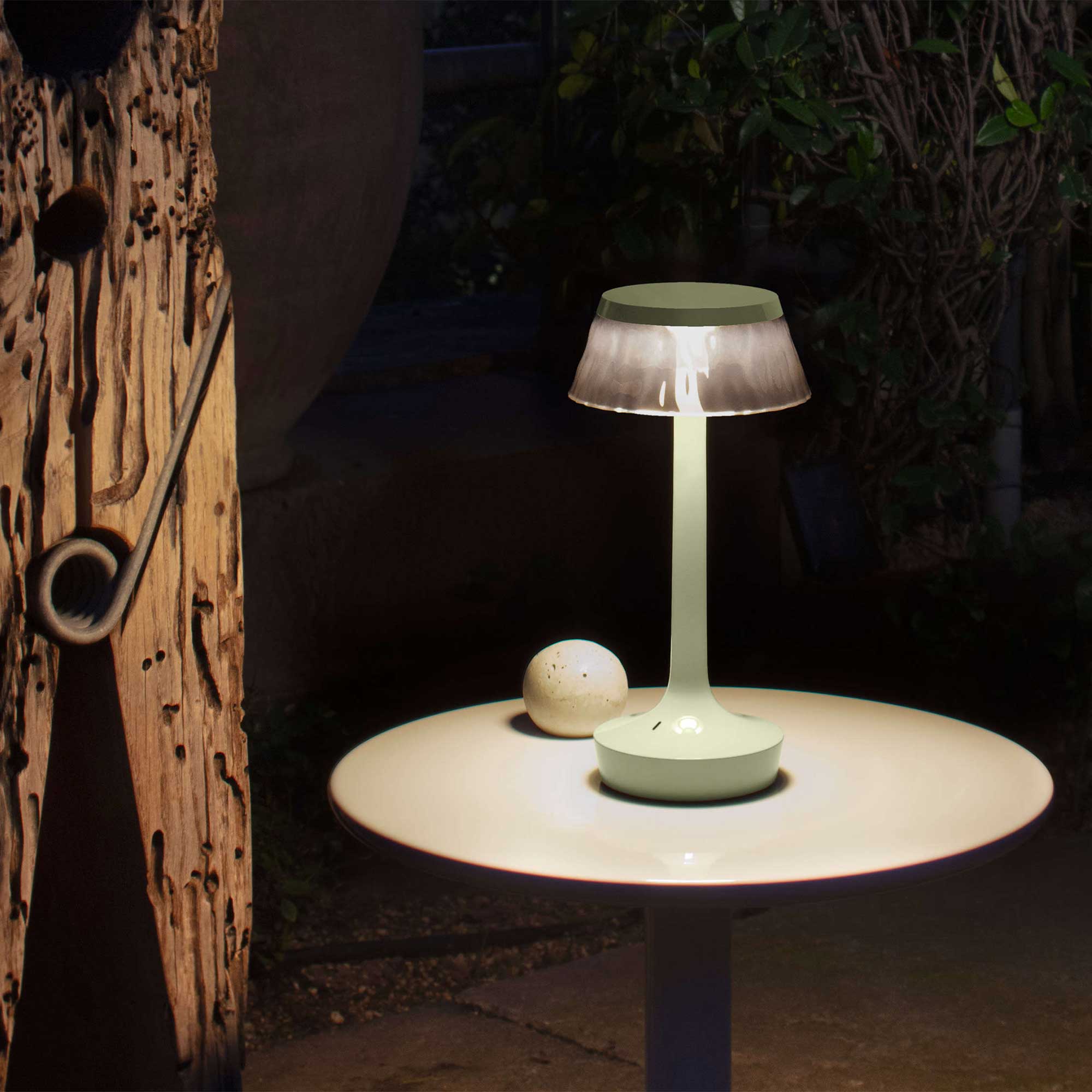 Flos Bon Jour Unplugged LED stolní přenosné svítidlo