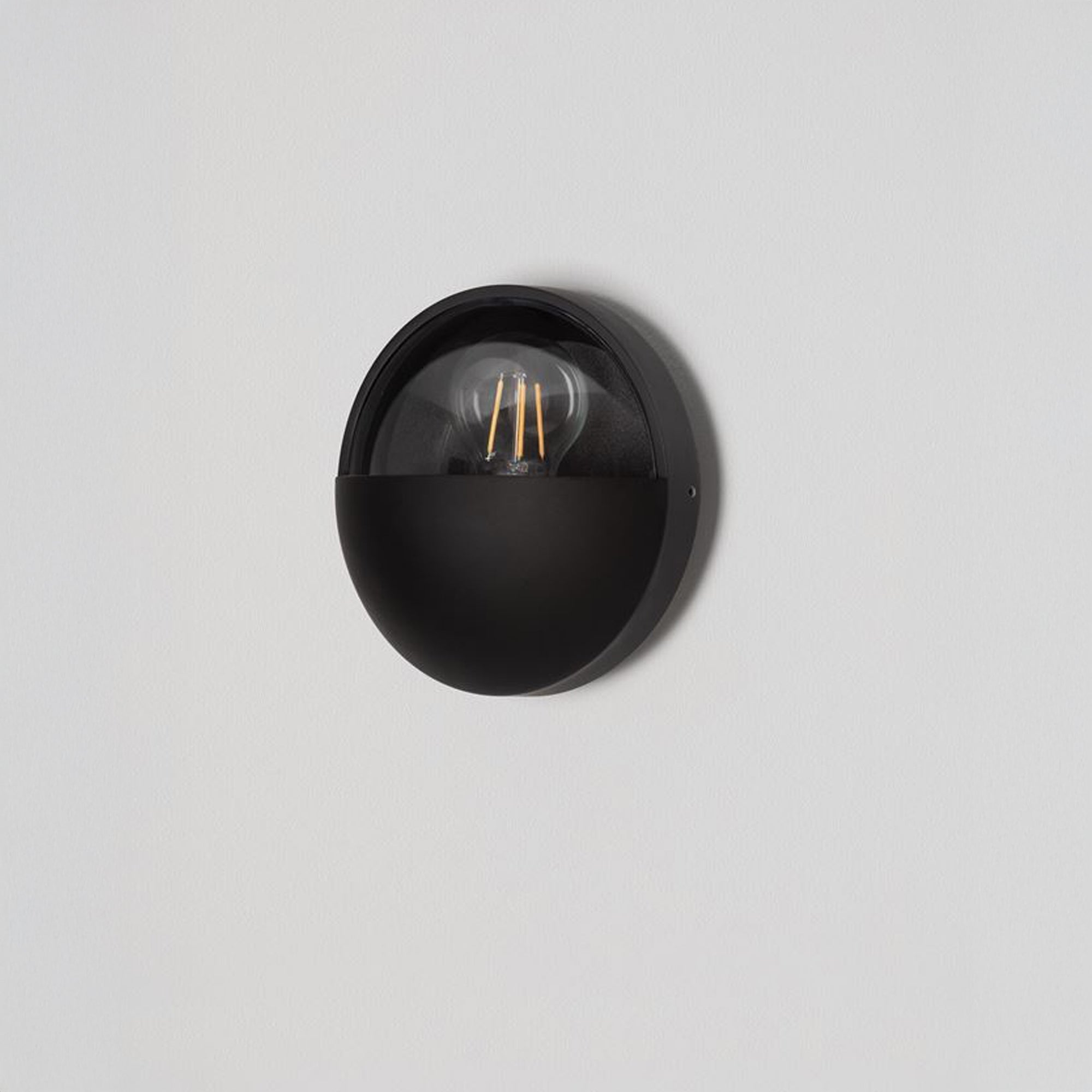 Nova Luce Amel E27 nástěnné kulaté svítidlo IP65