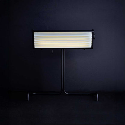 DCW éditions Biny LED stolní svítidlo