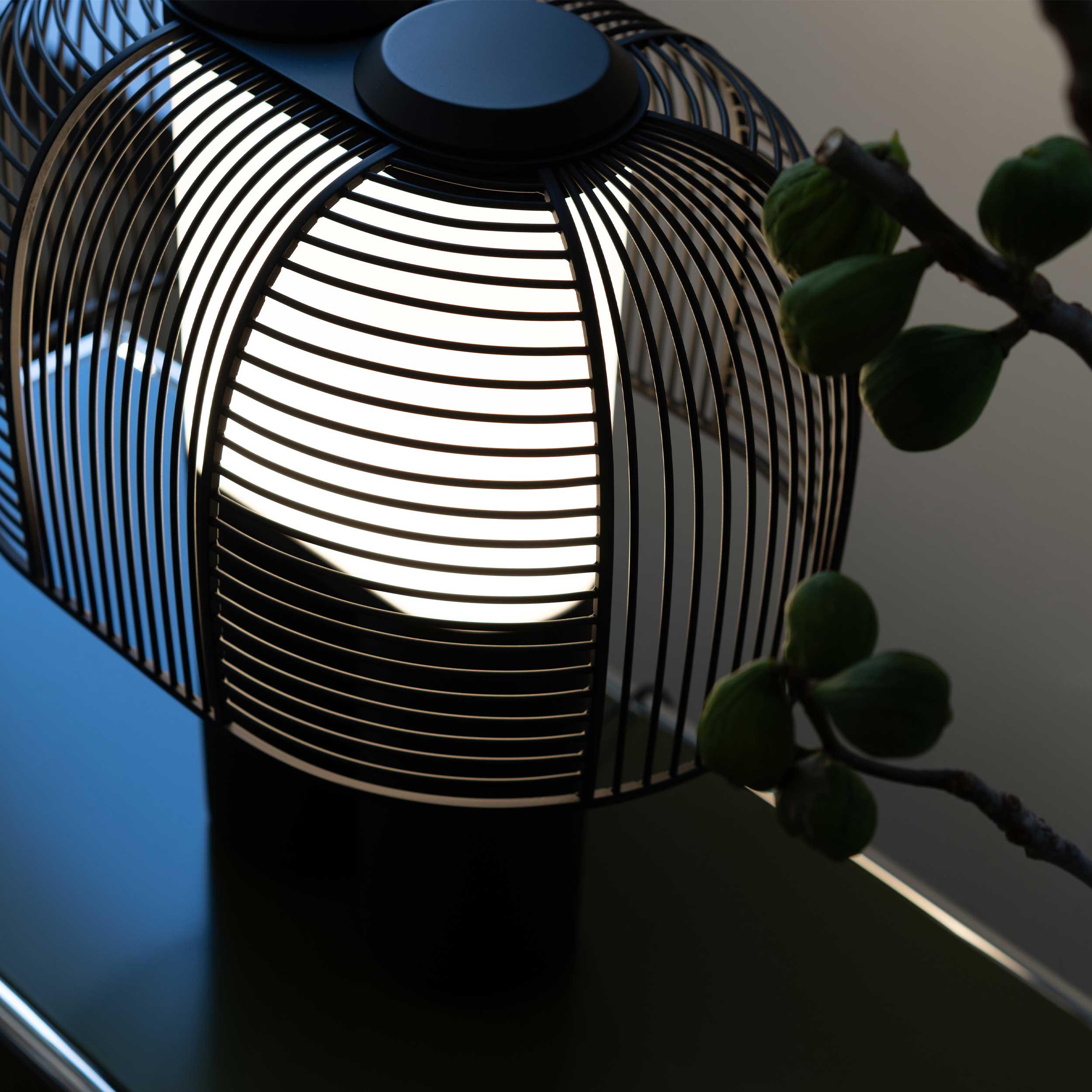 DCW éditions Yasuke LED stolní svítidlo