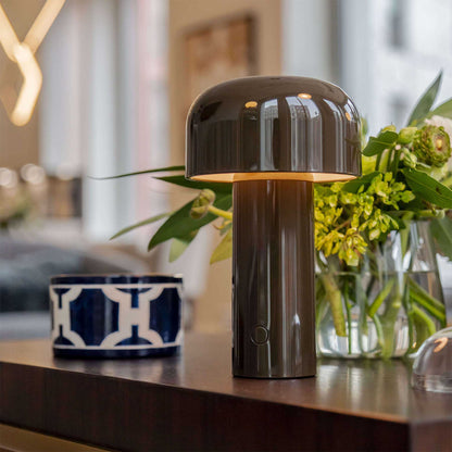 Flos Bellhop LED stolní přenosné svítidlo