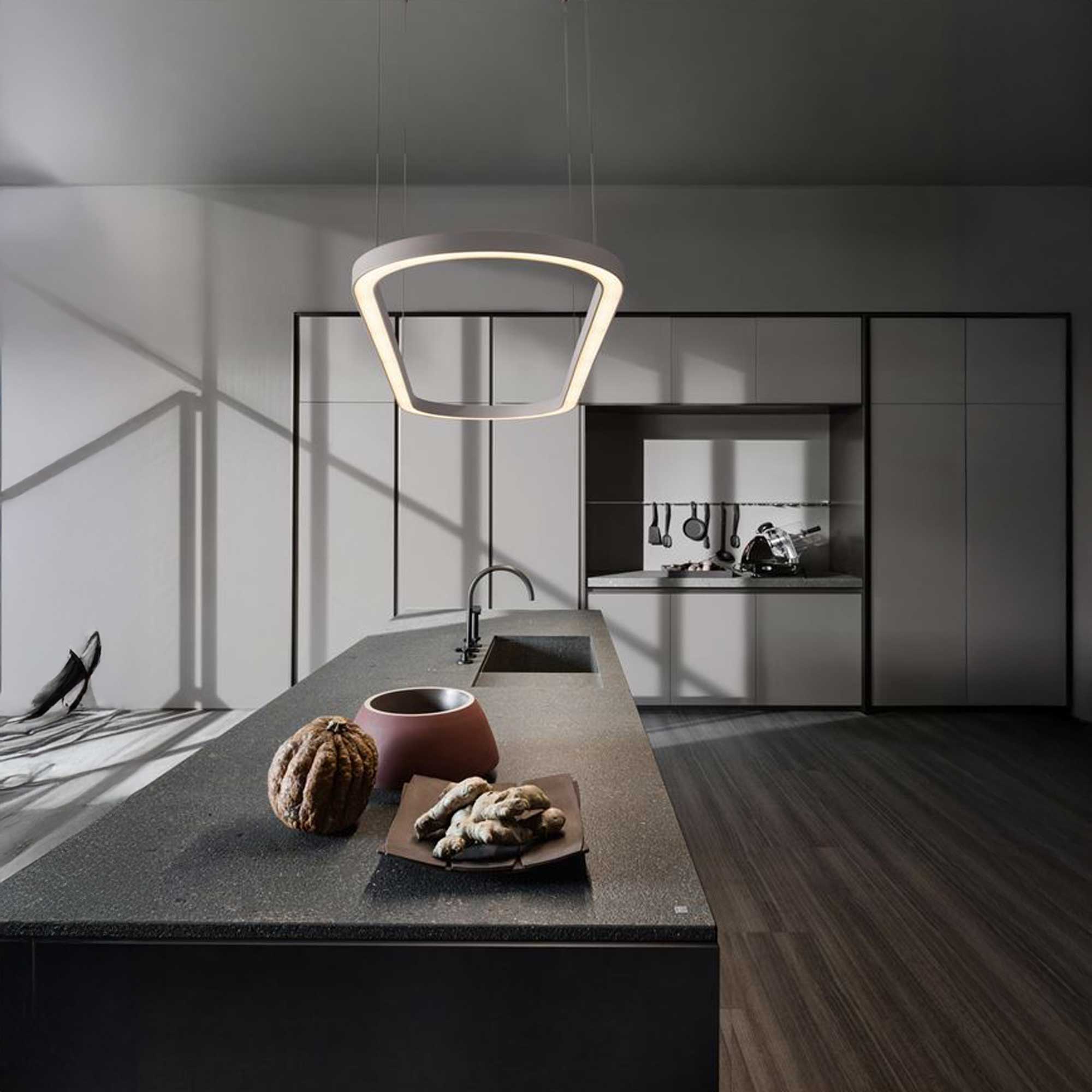 Nova Luce Cuppe LED závěsné elipsové svítidlo