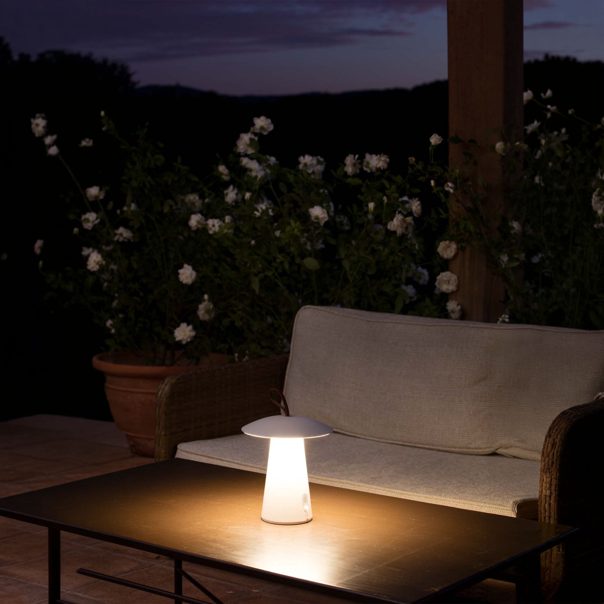 Faro Task LED bærbar bordlampe