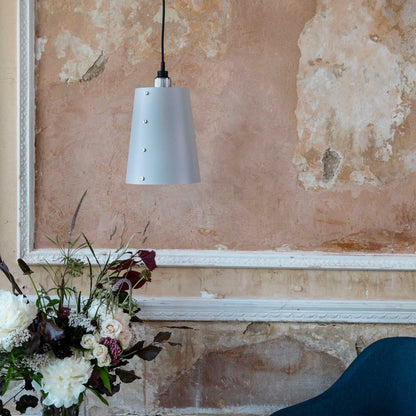 Buster & Punch HOOKED 1.0 Stone E27 závěsné svítidlo