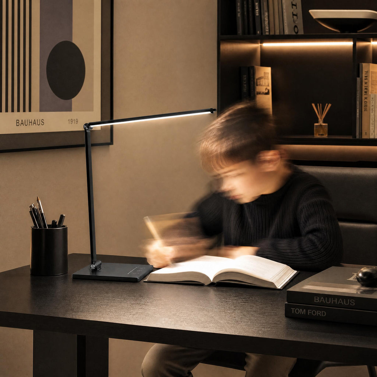 VK Light Nia Square LED bordlampe, dæmpbar, 3CCT